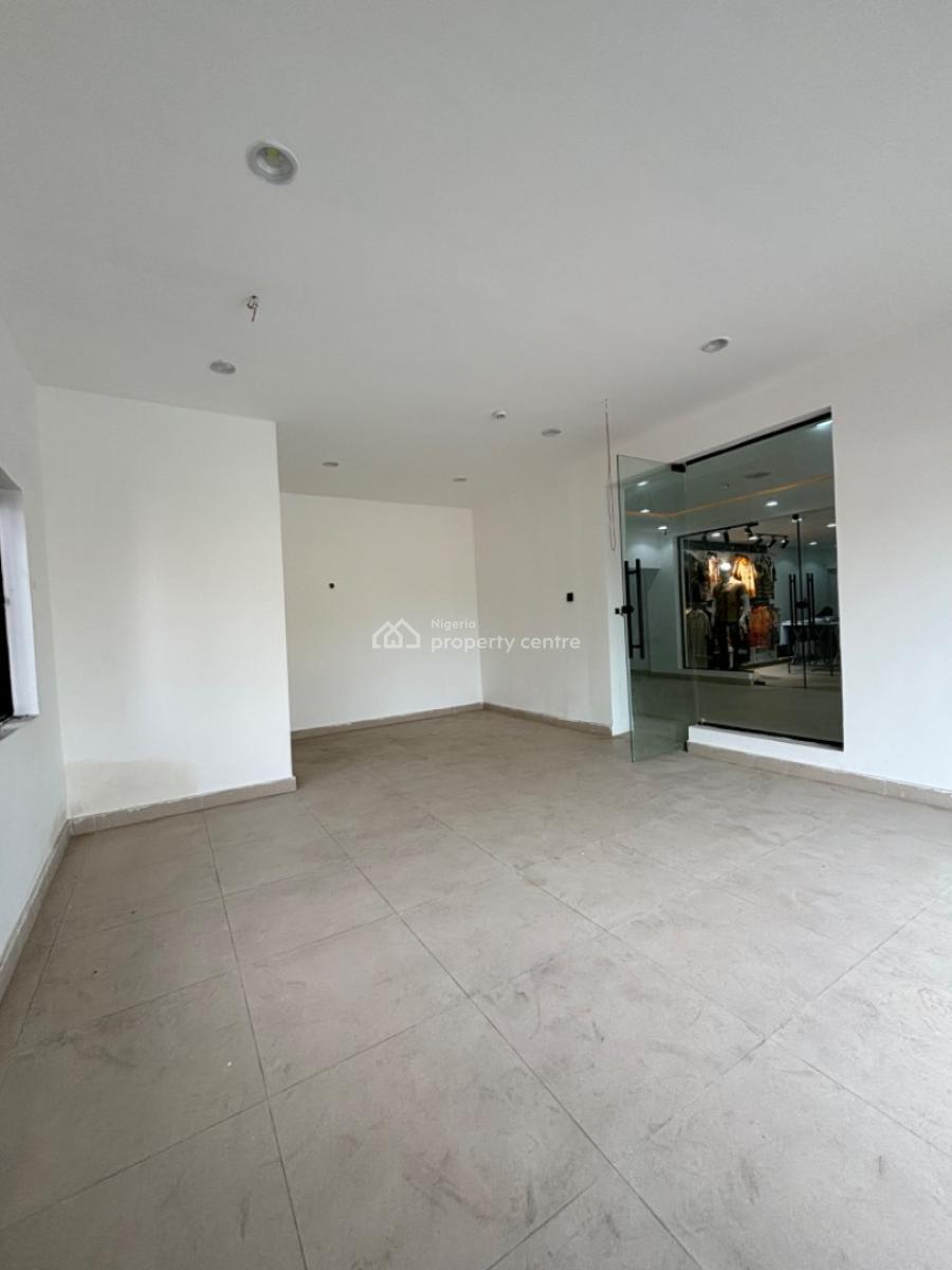 Shop Space Facing The Road, Lekki Phase 1, Lekki, Lagos, Plaza / Complex / Mall for Rent