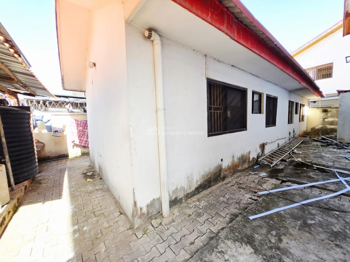 7 Bedroom Detached with 1bq, Victoria Island (vi), Lagos, Commercial Property for Rent