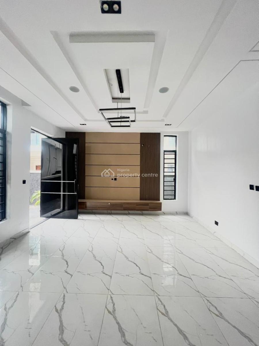 Extremely Clean 4 Bedroom Semi Detached Duplex with Bq, Ikota Gra, Lekki, Lagos, Lekki, Lagos, Flat / Apartment for Sale