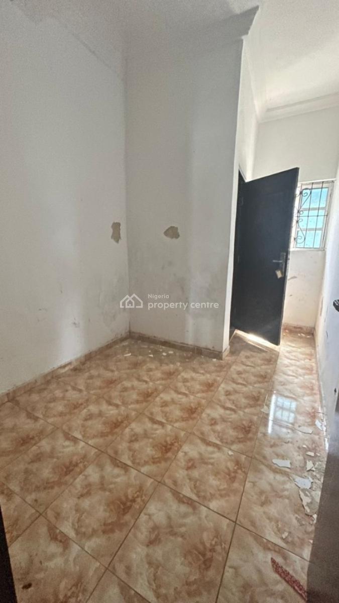 Newly Renovated 2-bedroom Apartment, Abraham Adesanya, Ajah, Lagos, Flat / Apartment for Rent