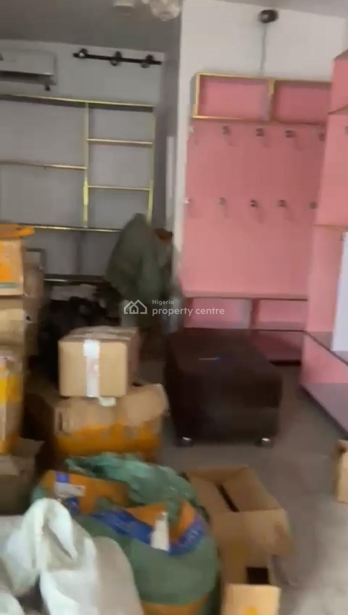 Lovely Shop Space (1st Floor), Onigbongbo, Maryland, Lagos, Shop for Rent