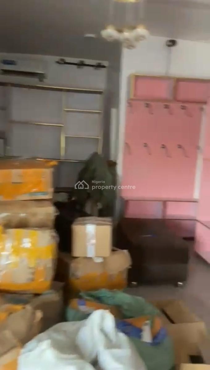 Lovely Shop Space (1st Floor), Onigbongbo, Maryland, Lagos, Shop for Rent