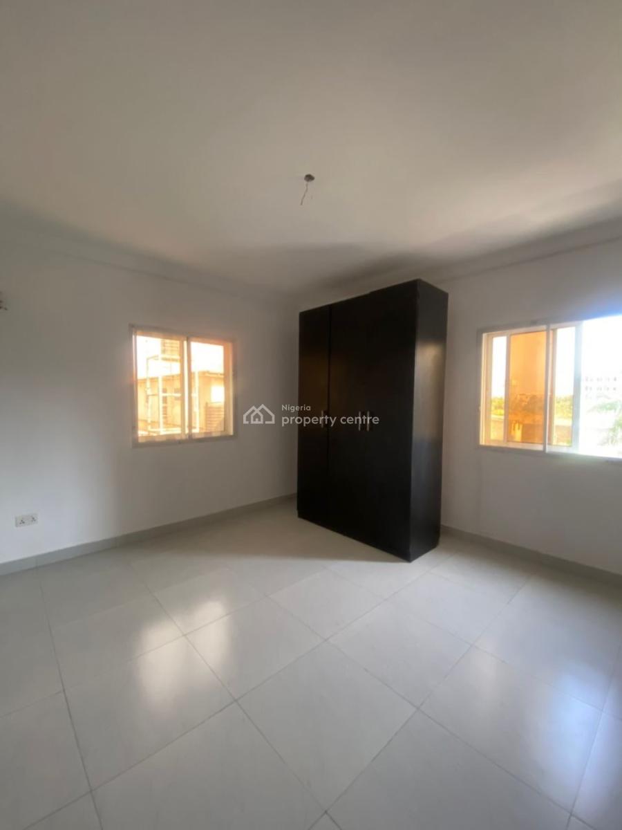 Lovely 2 Bedroom, Orchid Road, Lekki, Lagos, Flat / Apartment for Sale