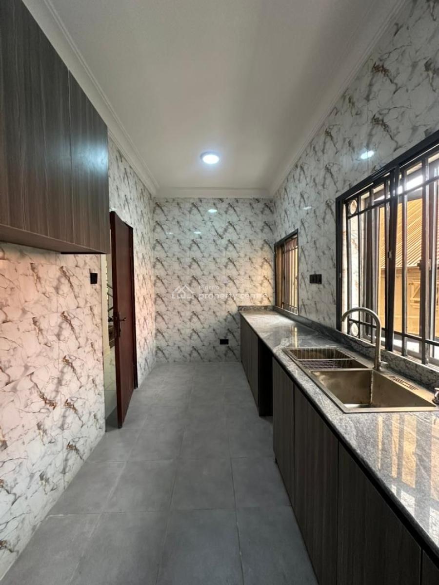 Brand New 4-bedroom Semi-detached Duplex, Chevron, Lekki, Lagos, Semi-detached Duplex for Rent