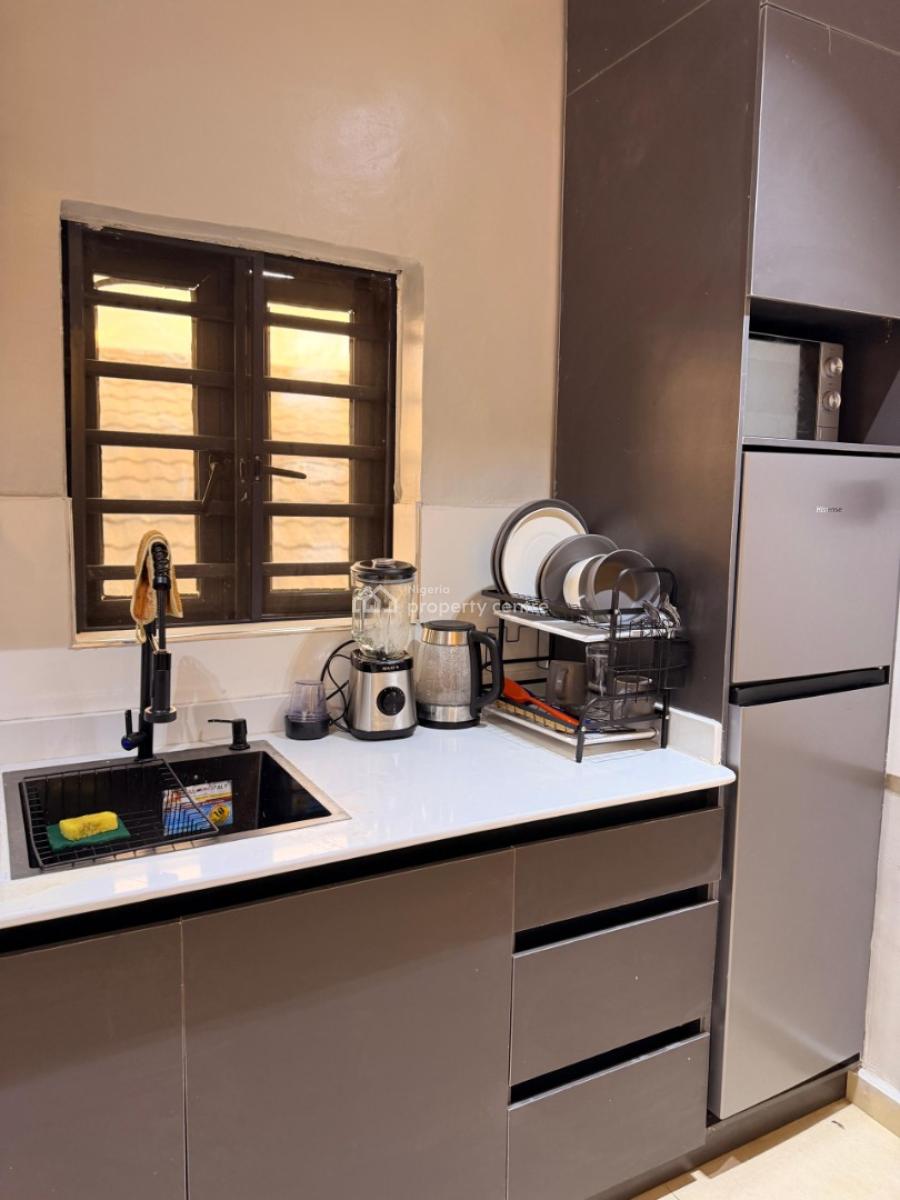 L&l Urban Suites Us21 1 Bedroom Apartment, Animashaun, Surulere, Lagos, Flat / Apartment Short Let