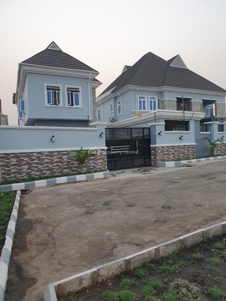 Two Units Luxury Duplex with Swimming Pool and Inverter, Aerodromes Estate Ibadan Oyo State, Ibadan, Oyo, Terraced Bungalow for Sale