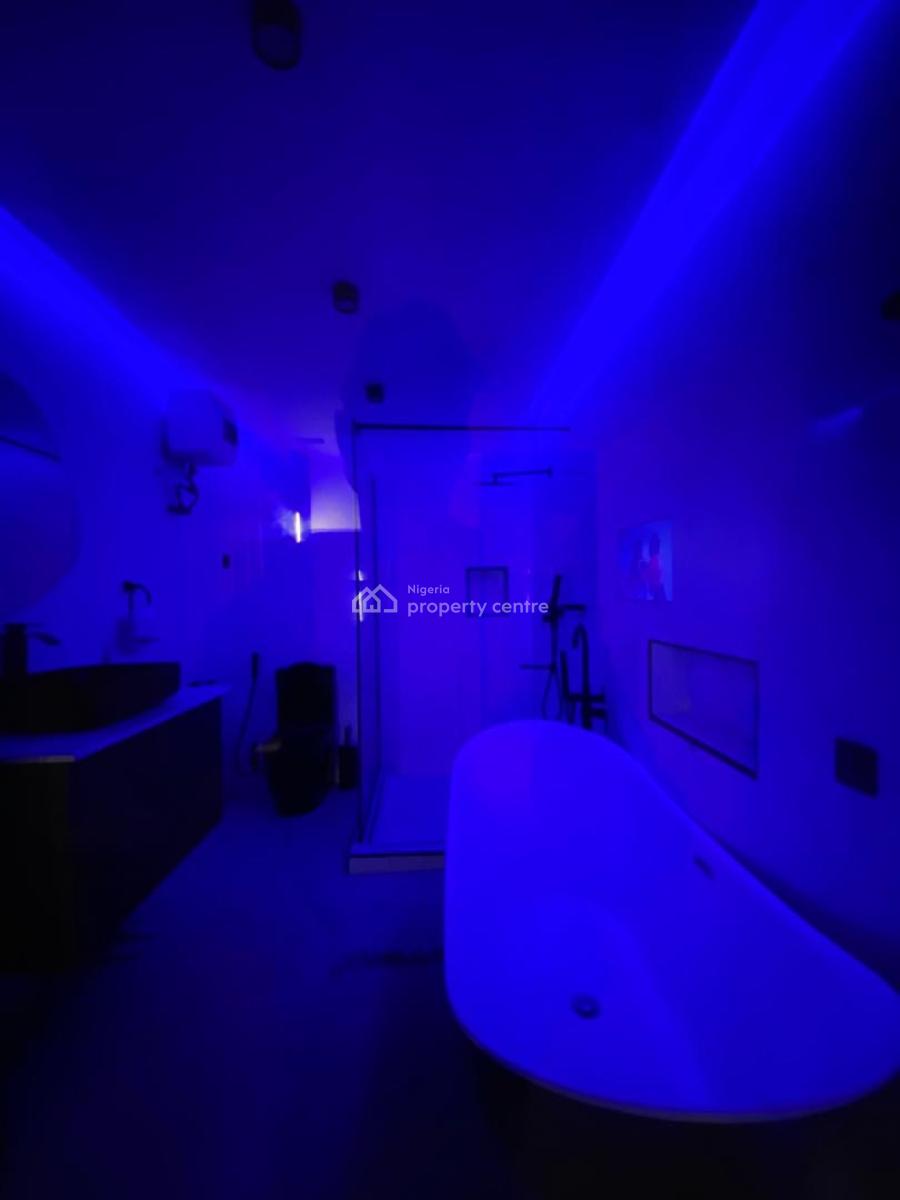 Modern 1-bed Luxury Apartment in Lekki Phase 1, Lekki Phase 1, Lekki, Lagos, Flat / Apartment Short Let