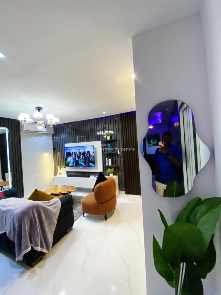 Modern 1-bed Luxury Apartment in Lekki Phase 1, Lekki Phase 1, Lekki, Lagos, Flat / Apartment Short Let