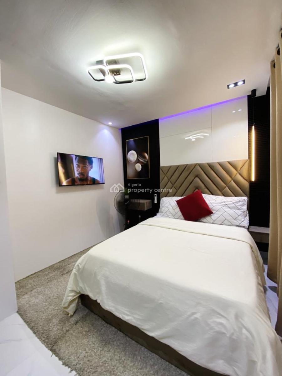 Modern 1-bed Luxury Apartment in Lekki Phase 1, Lekki Phase 1, Lekki, Lagos, Flat / Apartment Short Let
