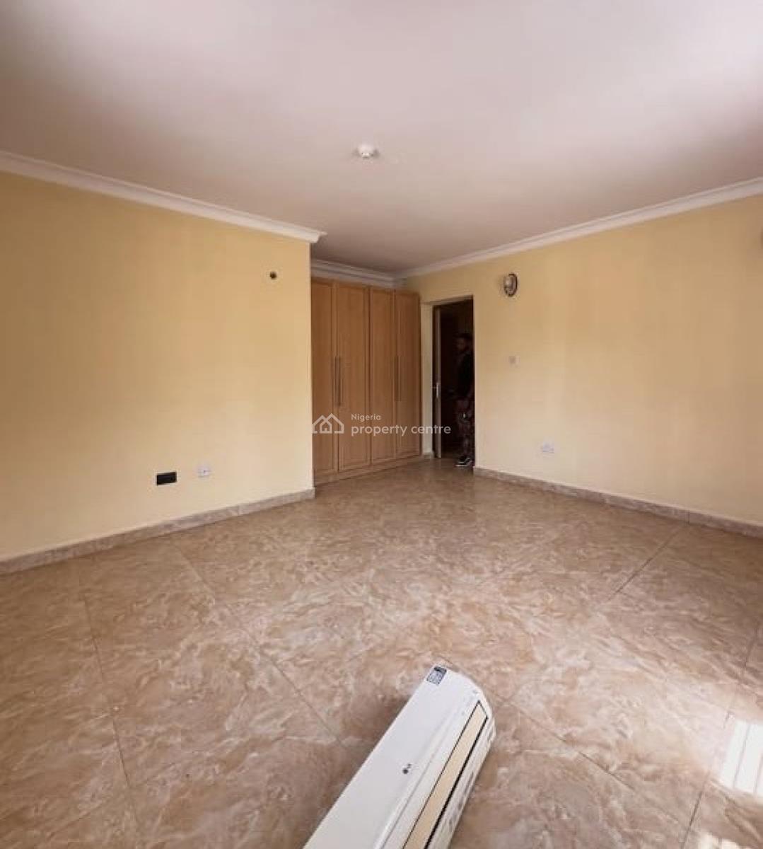 3 Bedroom Apartment with Bq, Admiralty Way, Lekki Phase 1, Lekki, Lagos, Flat / Apartment for Rent