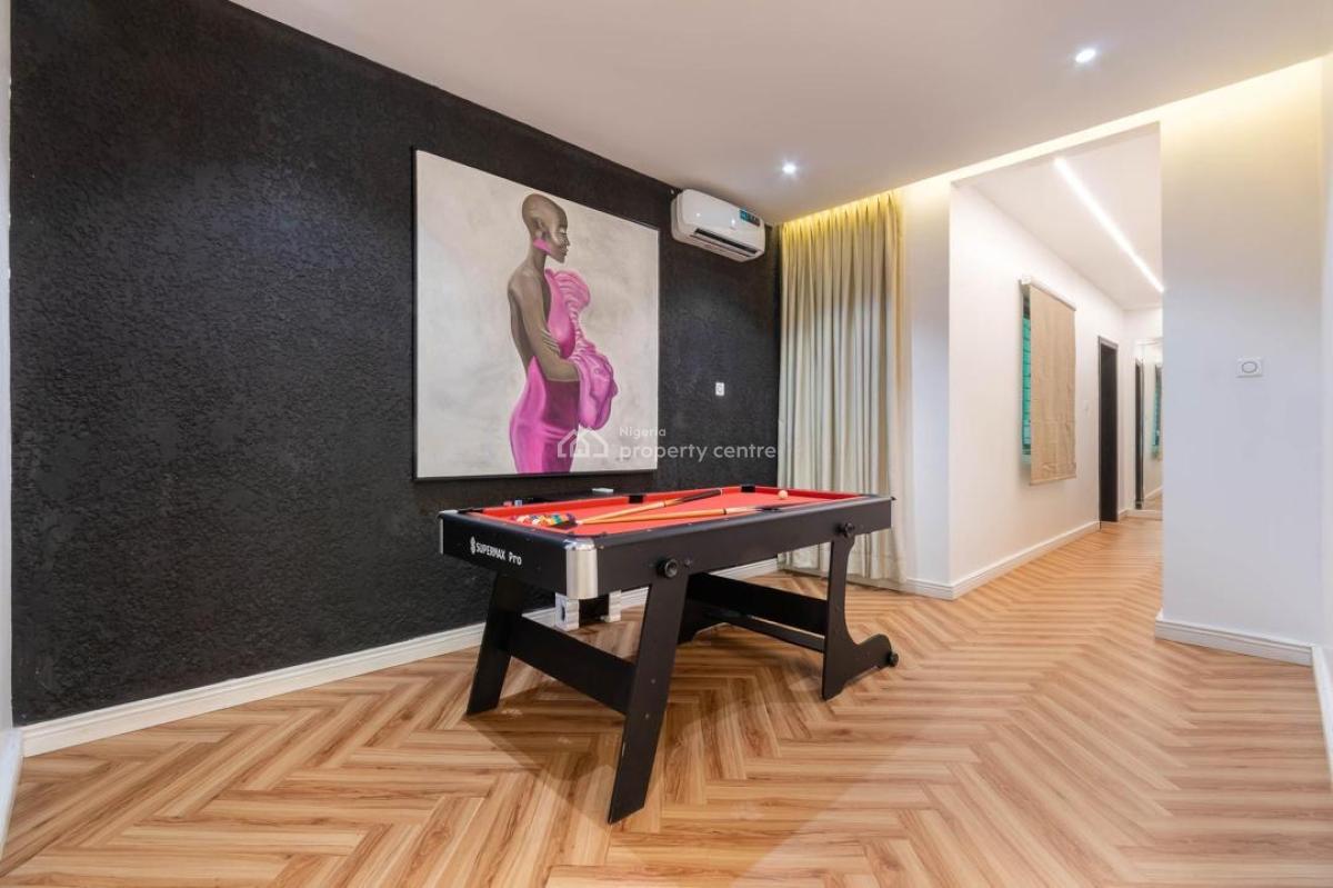 Three Bedroom Hotel Apartment, Lekki Phase 1, Lekki, Lagos, Flat / Apartment Short Let