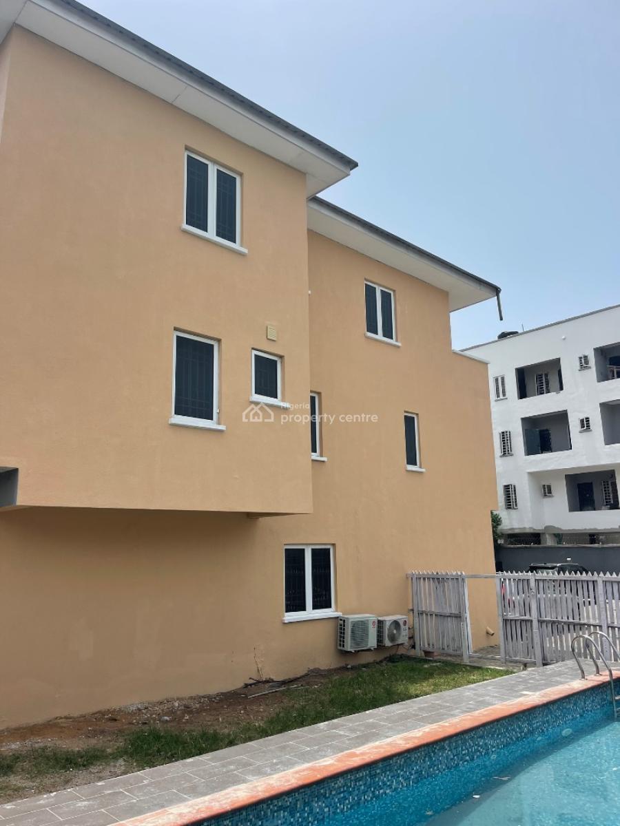 Spacious 3 Bedroom Penthouse, Lekki Right Off White Sand School, Lekki Phase 1, Lekki, Lagos, House for Rent