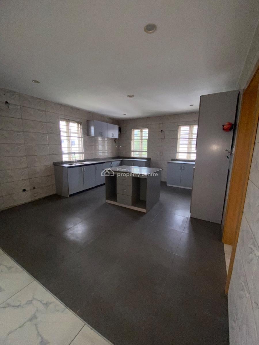 3 Bedroom Penthouse with Maid Room, Off Oba Akinjobi Street, Ikeja Gra, Ikeja, Lagos, Flat / Apartment for Rent
