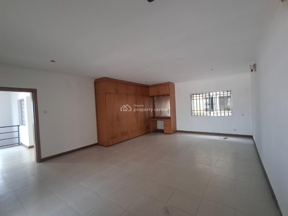 3 Bedroom Flat with Bq, Ground Floor, Lekki Phase 1, Lekki, Lagos, Flat / Apartment for Rent