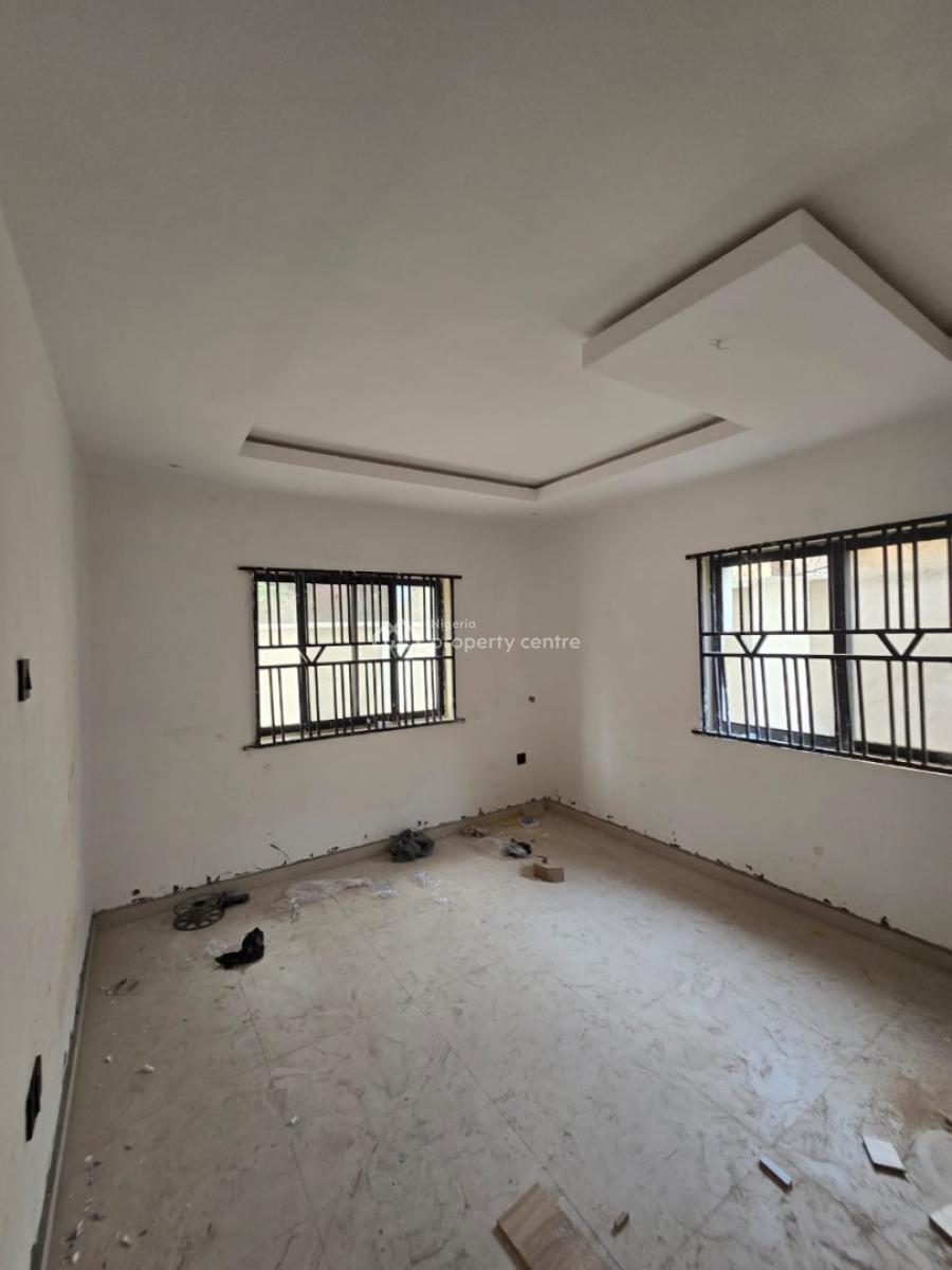 3 Bedroom Flat , Very Good Location, Omole Phase 2, Ikeja, Lagos, Flat / Apartment for Rent