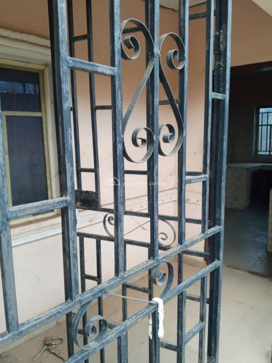 3 Bedroom Bungalow, Badeku,  Off Iyana Ajia,  New Ife Road, Ibadan, Oyo, Detached Bungalow for Sale