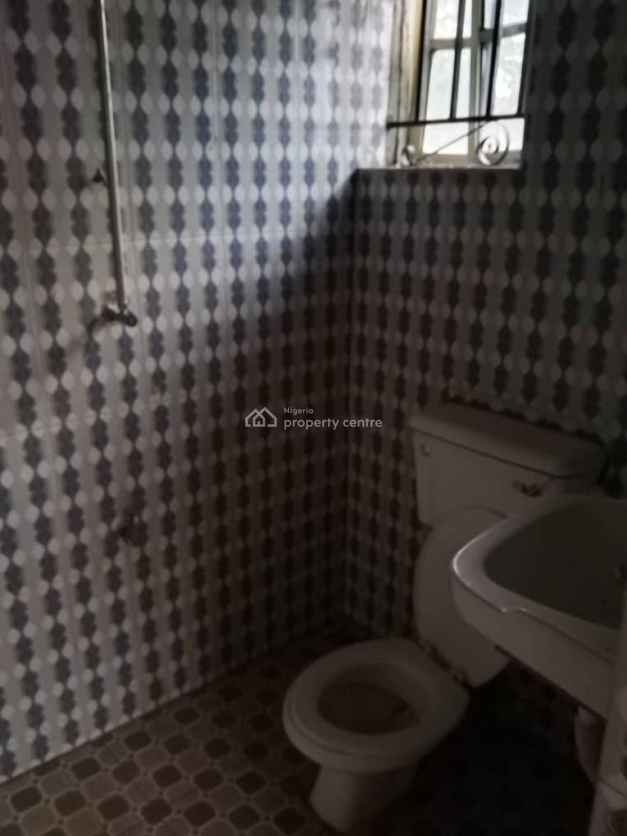 3 Bedroom Bungalow, Badeku,  Off Iyana Ajia,  New Ife Road, Ibadan, Oyo, Detached Bungalow for Sale