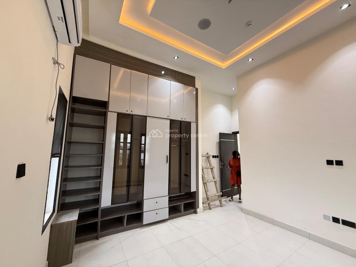 Brand New 3 Bedroom Flat, Freedom Way, Lekki Phase 1, Lekki, Lagos, Block of Flats for Sale