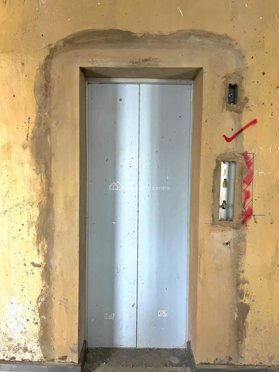 Luxurious 3 Bedroom Apartment with Elevator, Proper, Lekki Phase 1, Lekki, Lagos, Flat / Apartment for Rent