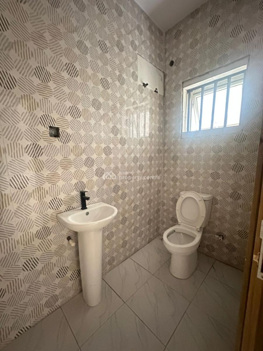 Stunning Well  Built 3 Bedroom Apartment in a Secure Estate, Ikota, Lekki, Lagos, Flat / Apartment for Sale