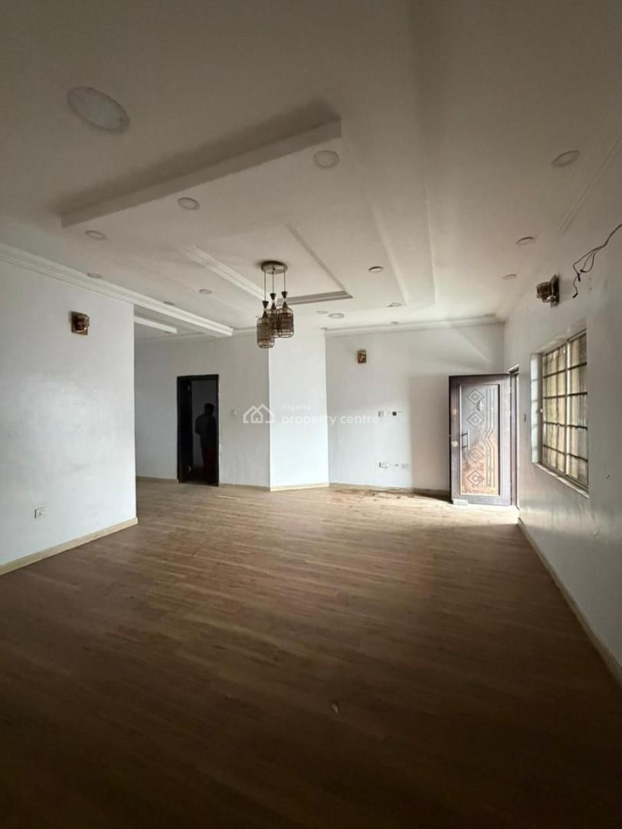 Well Spacious 3 Bedroom Apartment, Osapa, Lekki, Lagos, Flat / Apartment for Rent