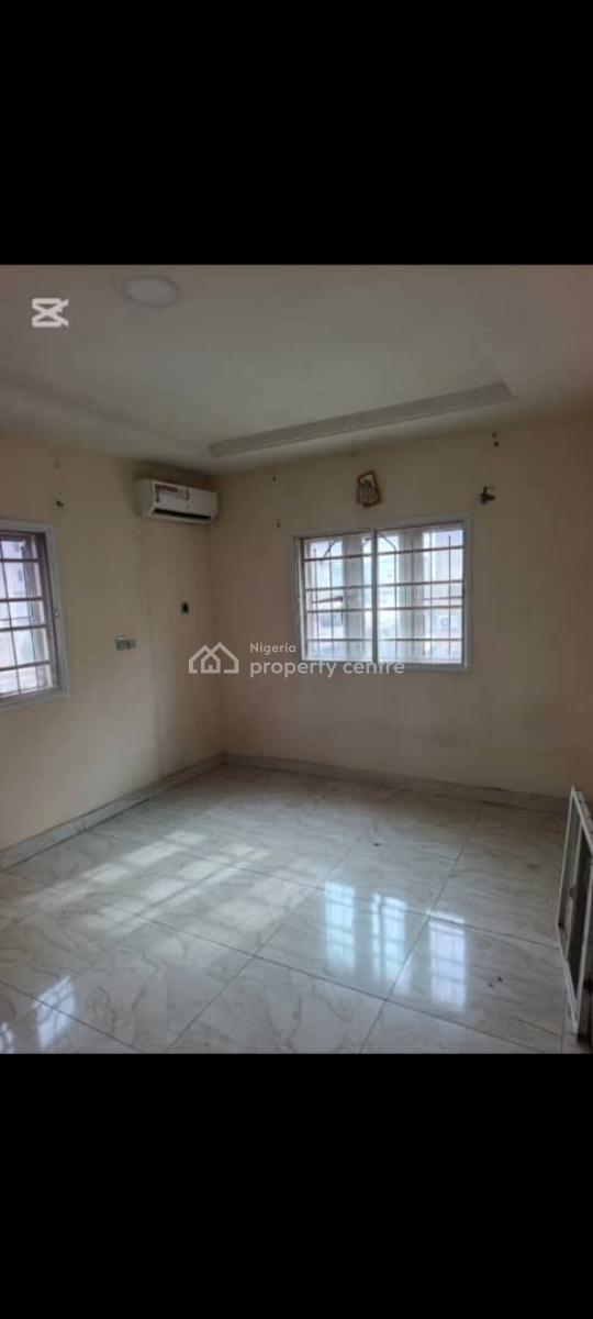 Clean and Spacious 2 Bedroom Apartment, Mabushi, Abuja, Flat / Apartment for Rent