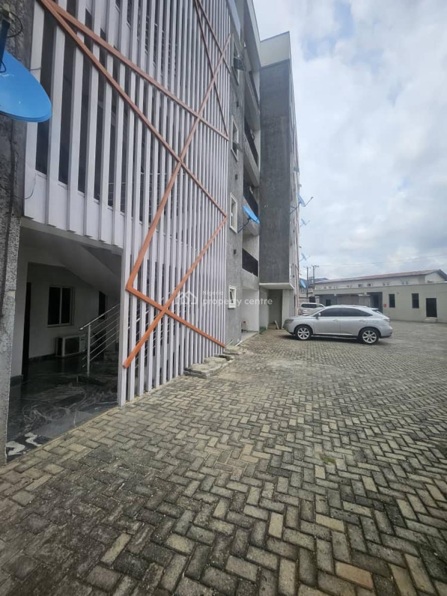 Luxury 3 Bedroom Apartment, Dideolu Court, Ogba, Ikeja, Lagos, Flat / Apartment for Sale