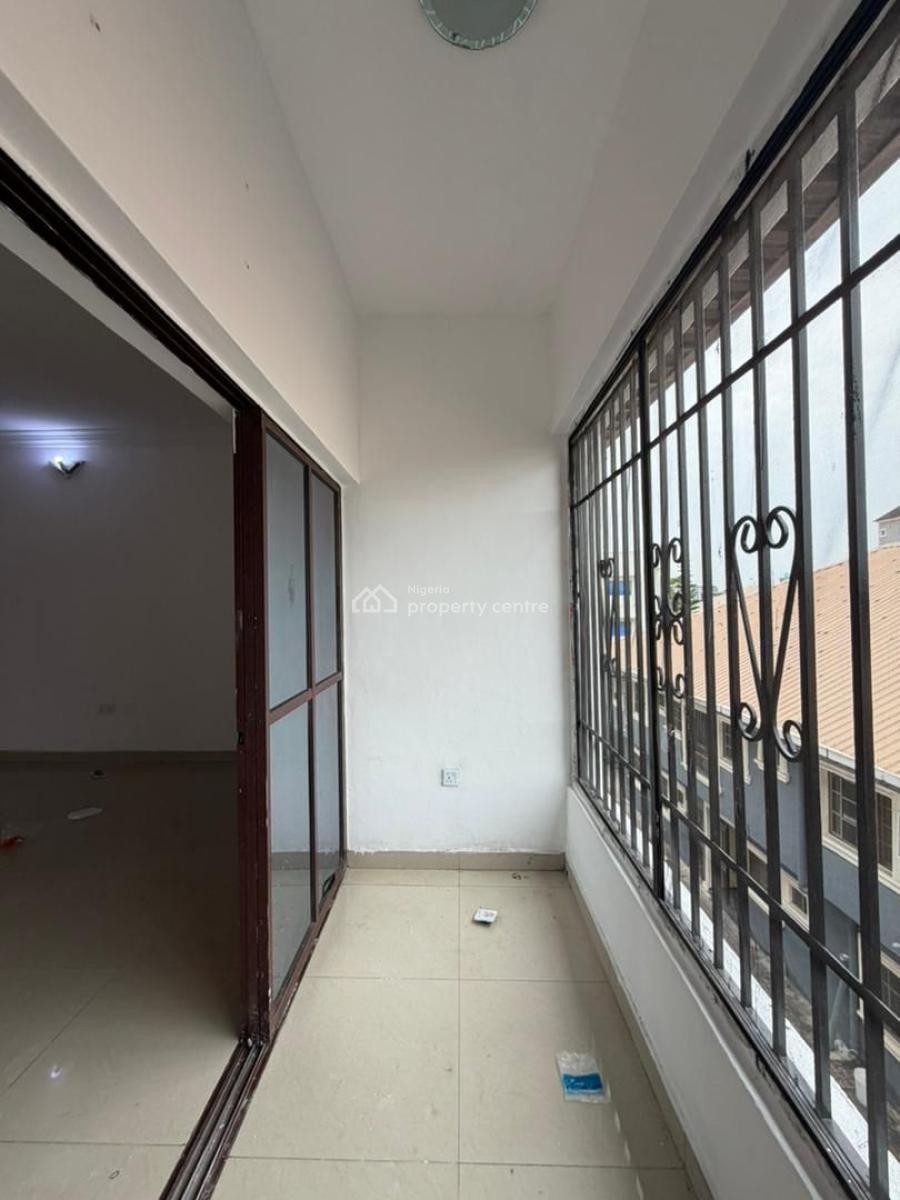 Standard & Spacious 1 Bedroom Apartment, Osapa, Lekki, Lagos, Flat / Apartment for Rent