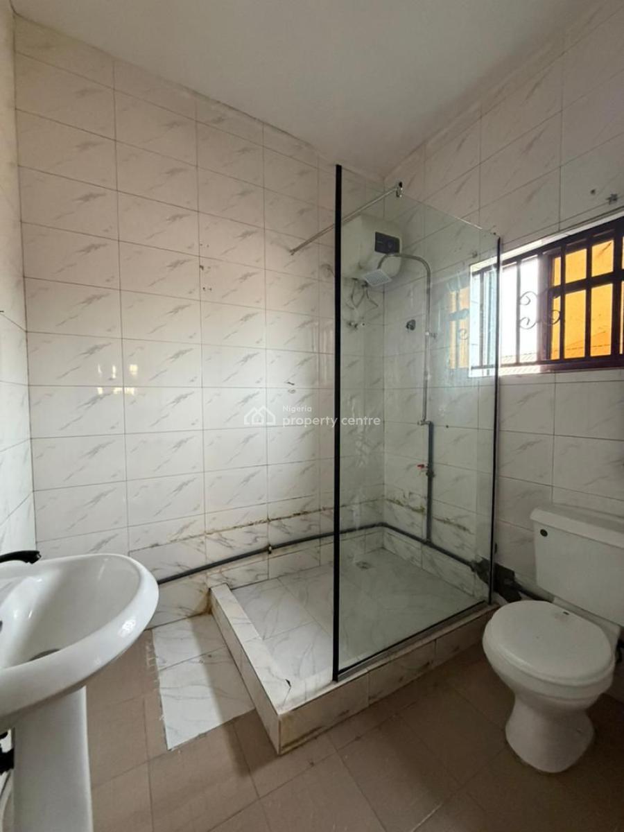 Standard & Spacious 1 Bedroom Apartment, Osapa, Lekki, Lagos, Flat / Apartment for Rent