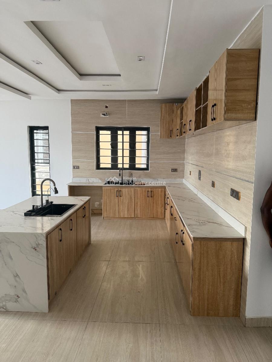 Luxury Spacious 2 Bedroom with Seaview (self Compound), Atlantic View Estate, Alpha Beach Road, Igbo Efon, Lekki, Lagos, Flat / Apartment for Rent