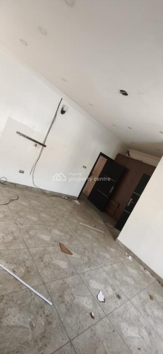 Spacious 5 Bedrooms with Excellent Facilities, Lekki Phase 1, Lekki, Lagos, Semi-detached Duplex for Rent