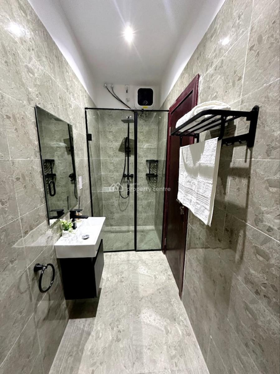 a Luxury 3 Bedroom Fully Furnished Apartment, Oriwu Street, Lekki Phase 1, Lekki, Lagos, Flat / Apartment for Rent