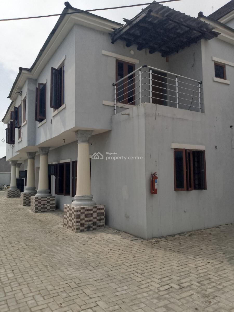 Very Spacious and Beautiful 2 Bedroom Flat, New Road Alfa Beach Owode Docas, Lekki, Lagos, Flat / Apartment for Rent