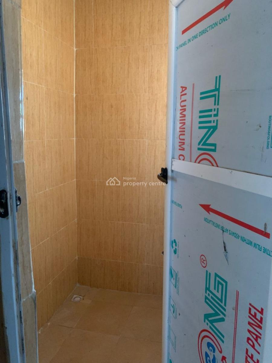 2 Bedroom Flat, Ikorodu, Lagos, Flat / Apartment for Rent