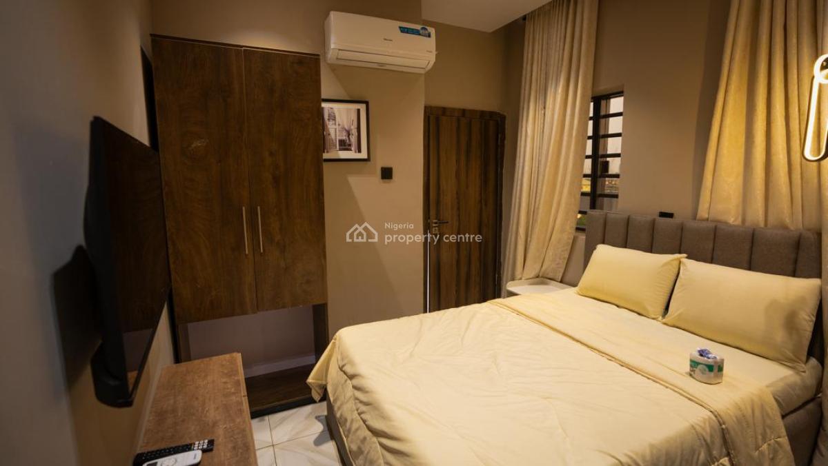 L&l Urban Suites Us33 1 Bedroom Apartment, Animashaun, Surulere, Lagos, Flat / Apartment Short Let