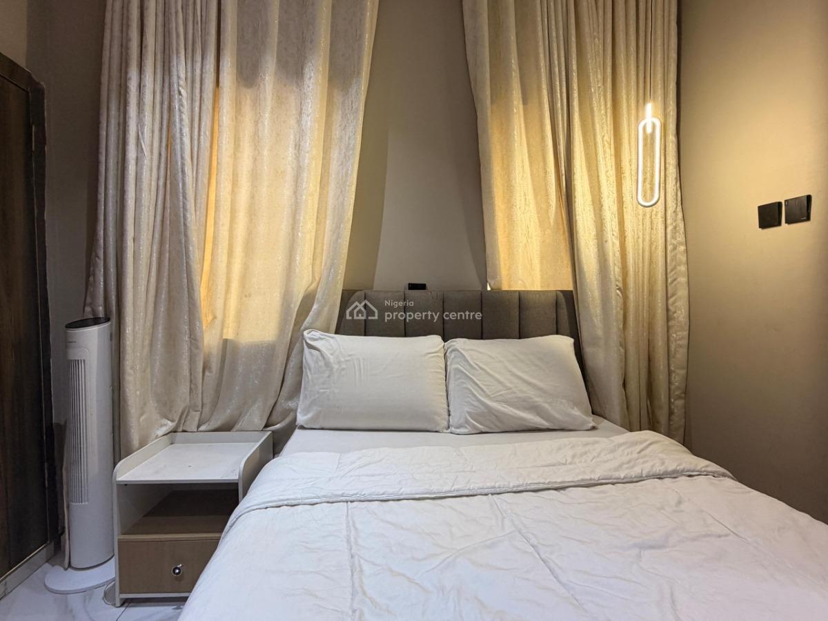 L&l Urban Suites Us33 1 Bedroom Apartment, Animashaun, Surulere, Lagos, Flat / Apartment Short Let