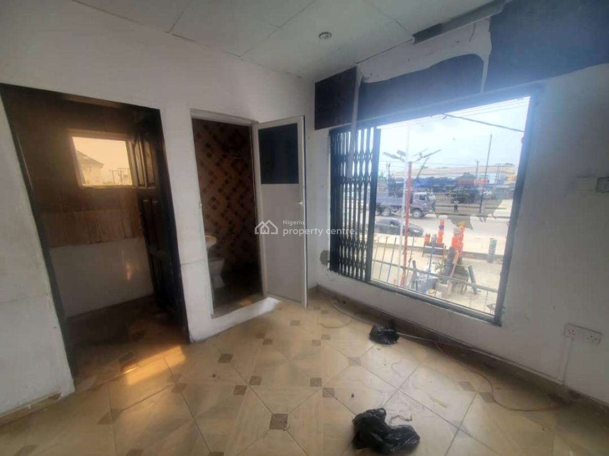 Spacious Shop Facing Expresss, First Floor, Trekkers Hub, Opposite Davitech Oil Filling Station, Oribanwa, Lakowe, Ibeju Lekki, Lagos, Shop for Rent