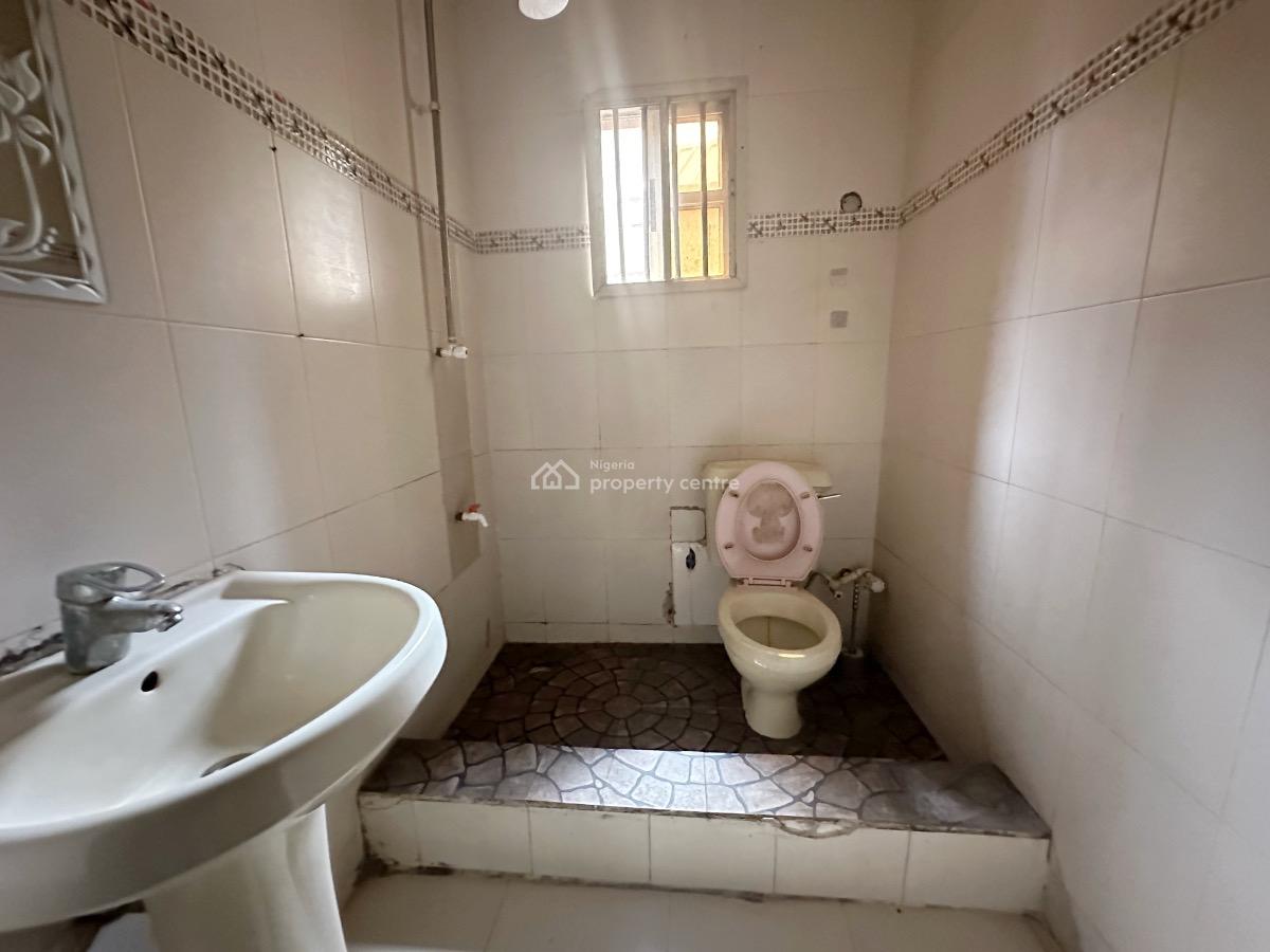 Luxury 3 Bedroom Flat, Omole Phase 2, Ikeja, Lagos, Flat / Apartment for Rent