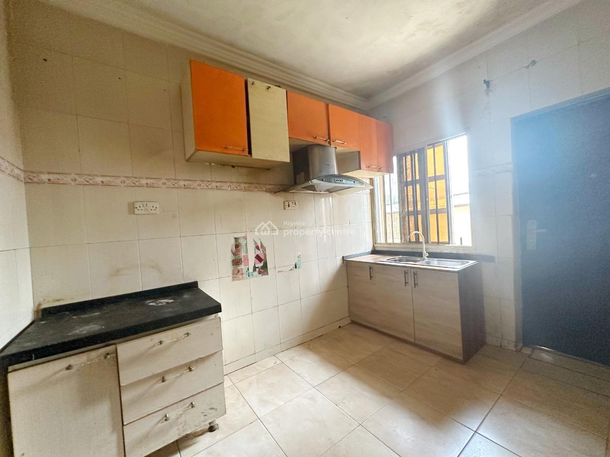 Luxury 3 Bedroom Flat, Omole Phase 2, Ikeja, Lagos, Flat / Apartment for Rent