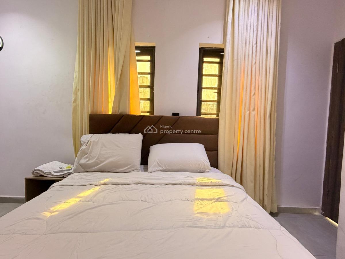 L&l Urban Suites Us12 2 Bedroom Apartment, Animashaun, Surulere, Lagos, Flat / Apartment Short Let