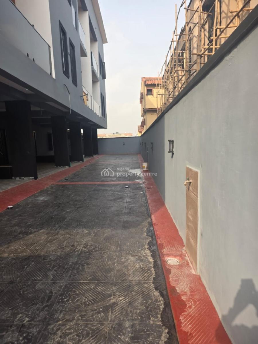 5 Bedrooms Terrace Duplexes, Ajao Estate Gated Street with 24hrs  Security,  ■just 7 Minutes Drive, Ikeja, Lagos, Terraced Duplex for Sale