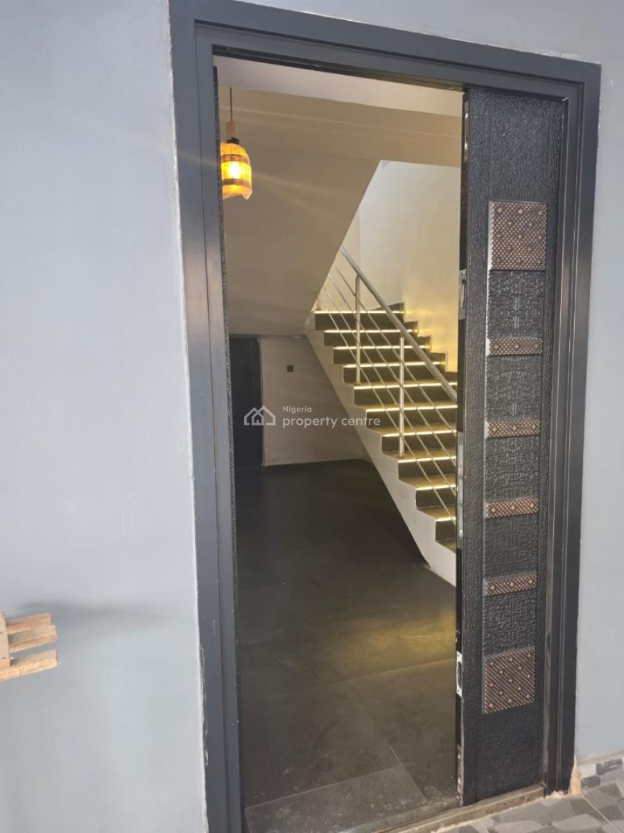 5 Bedrooms Terrace Duplexes, Ajao Estate Gated Street with 24hrs  Security,  ■just 7 Minutes Drive, Ikeja, Lagos, Terraced Duplex for Sale