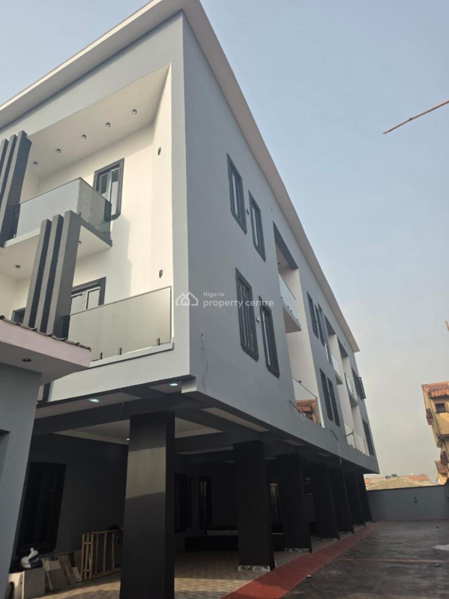 5 Bedrooms Terrace Duplexes, Ajao Estate Gated Street with 24hrs  Security,  ■just 7 Minutes Drive, Ikeja, Lagos, Terraced Duplex for Sale