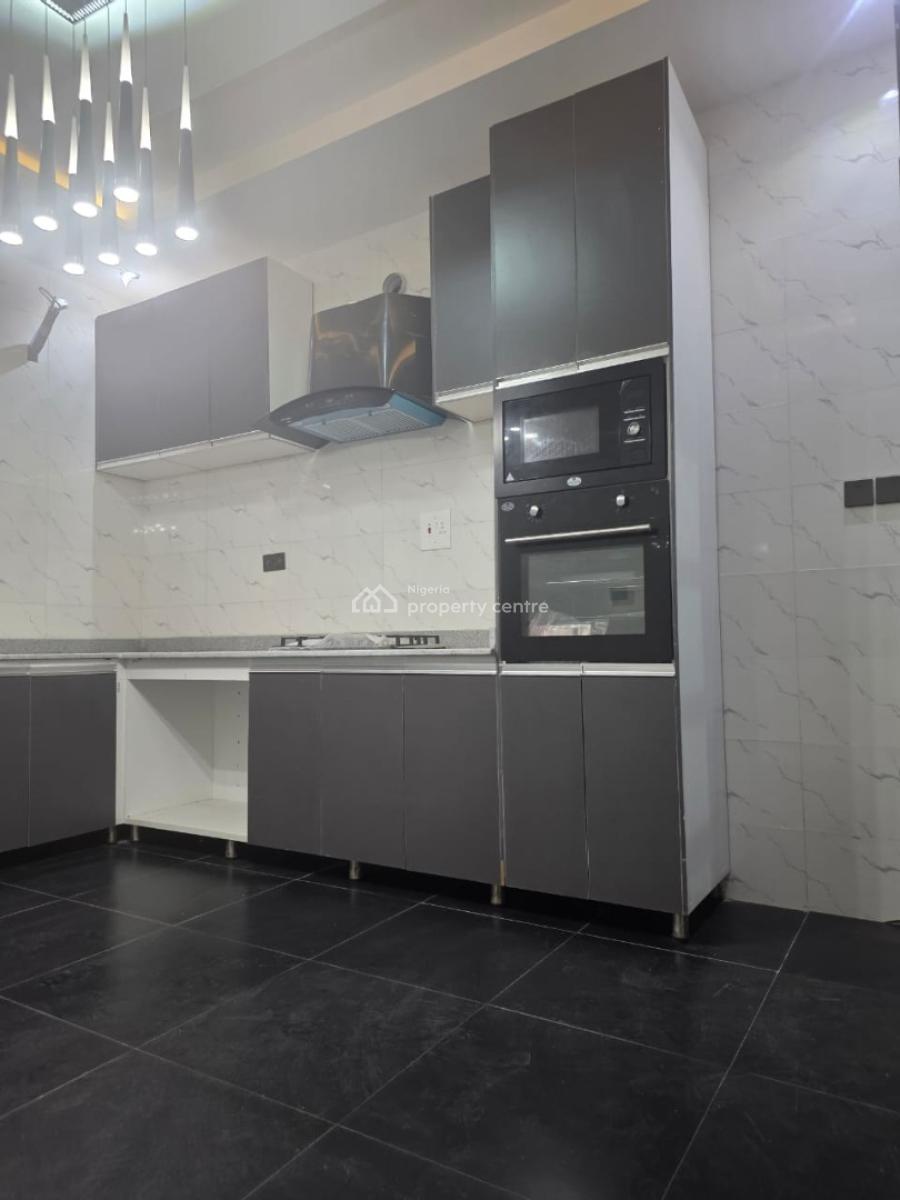 5 Bedrooms Terrace Duplexes, Ajao Estate Gated Street with 24hrs  Security,  ■just 7 Minutes Drive, Ikeja, Lagos, Terraced Duplex for Sale