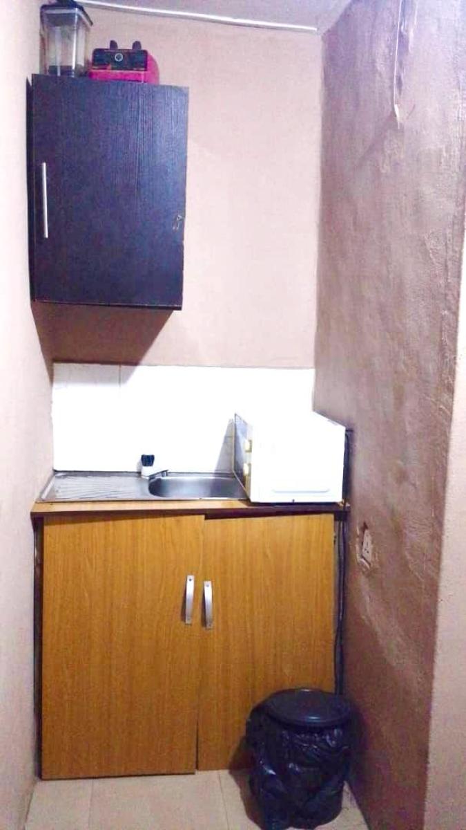 Cosy Self Contain Apartment, 1, Henry Close, Off Ifelodun, Eliot Bus-stop, Iju-ishaga, Agege, Lagos, Self Contain (single Rooms) Short Let