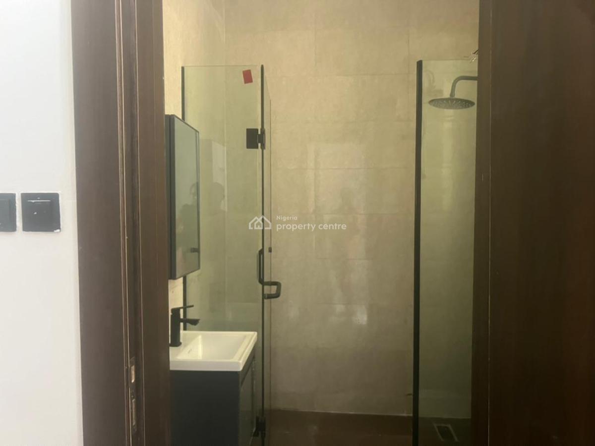 Brand New 3 Bedroom Apartment with Bq, Lekki Phase 1, Lekki, Lagos, Flat / Apartment for Rent