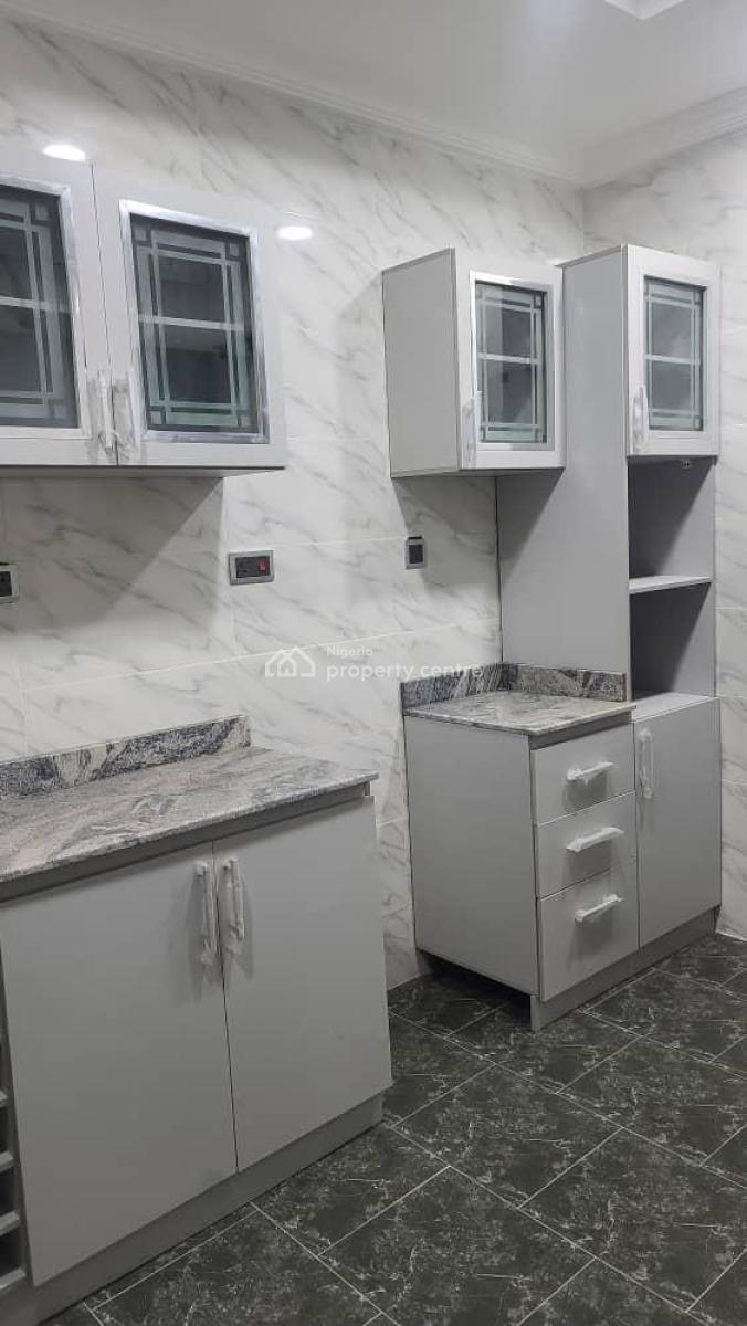Luxury 3 Bedroom Apartment All Rooms En-suite, New Road Chevron, Lekki, Lagos, Flat / Apartment for Rent