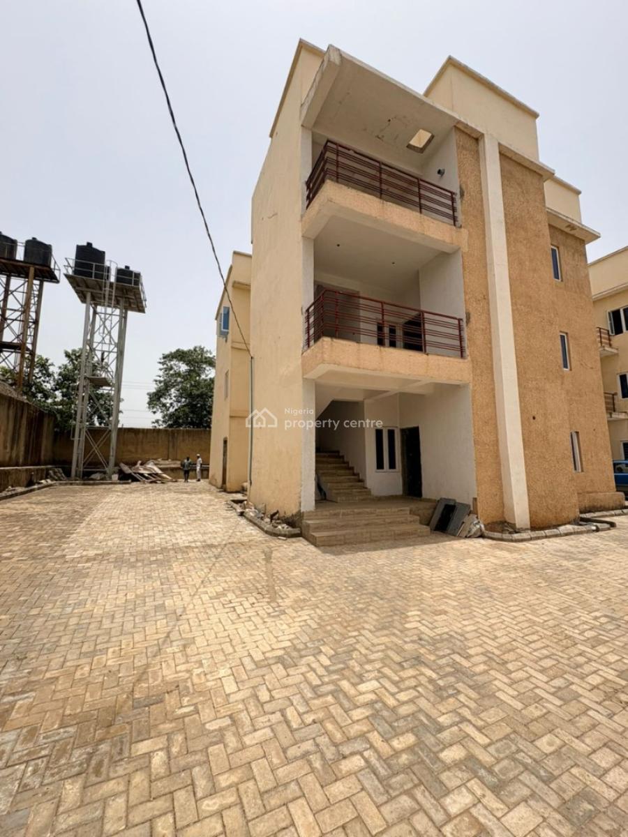 3 Bedroom Flat with Attached Bq, Jahi, Abuja, Flat / Apartment for Sale