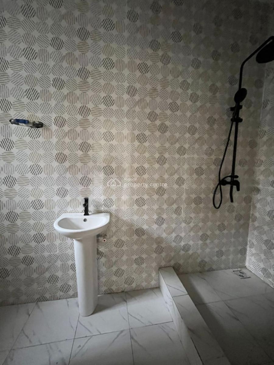 3 Bedroom Apartment, Ajah, Lekki Phase 2, Lekki, Lagos, Block of Flats for Sale