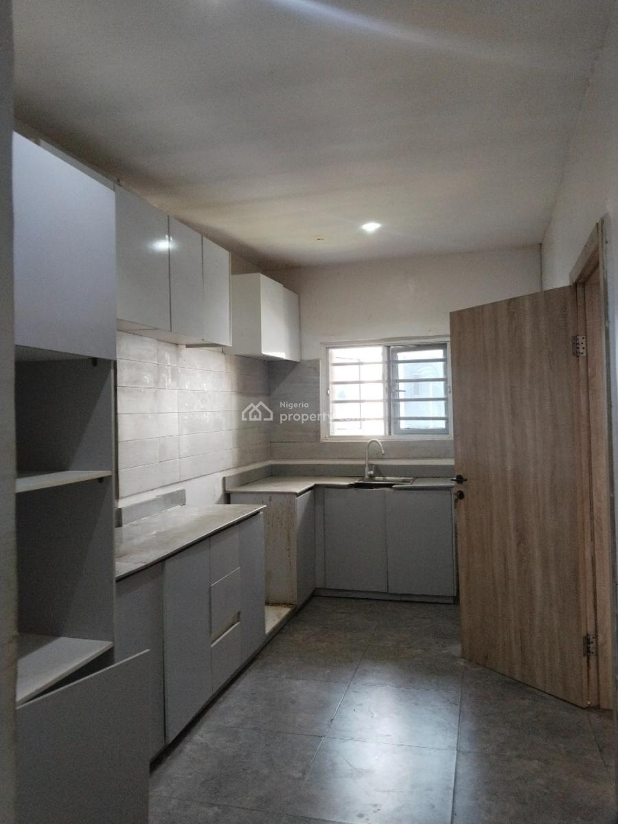 Spacious 2 Bedroom Flat, New Road, Ilasan, Lekki, Lagos, Flat / Apartment for Rent